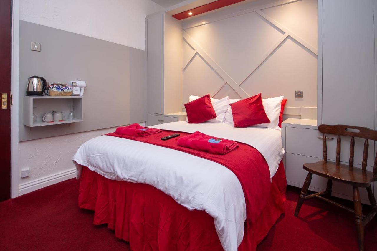 בלקפול The Ferndale Hotel מראה חיצוני תמונה